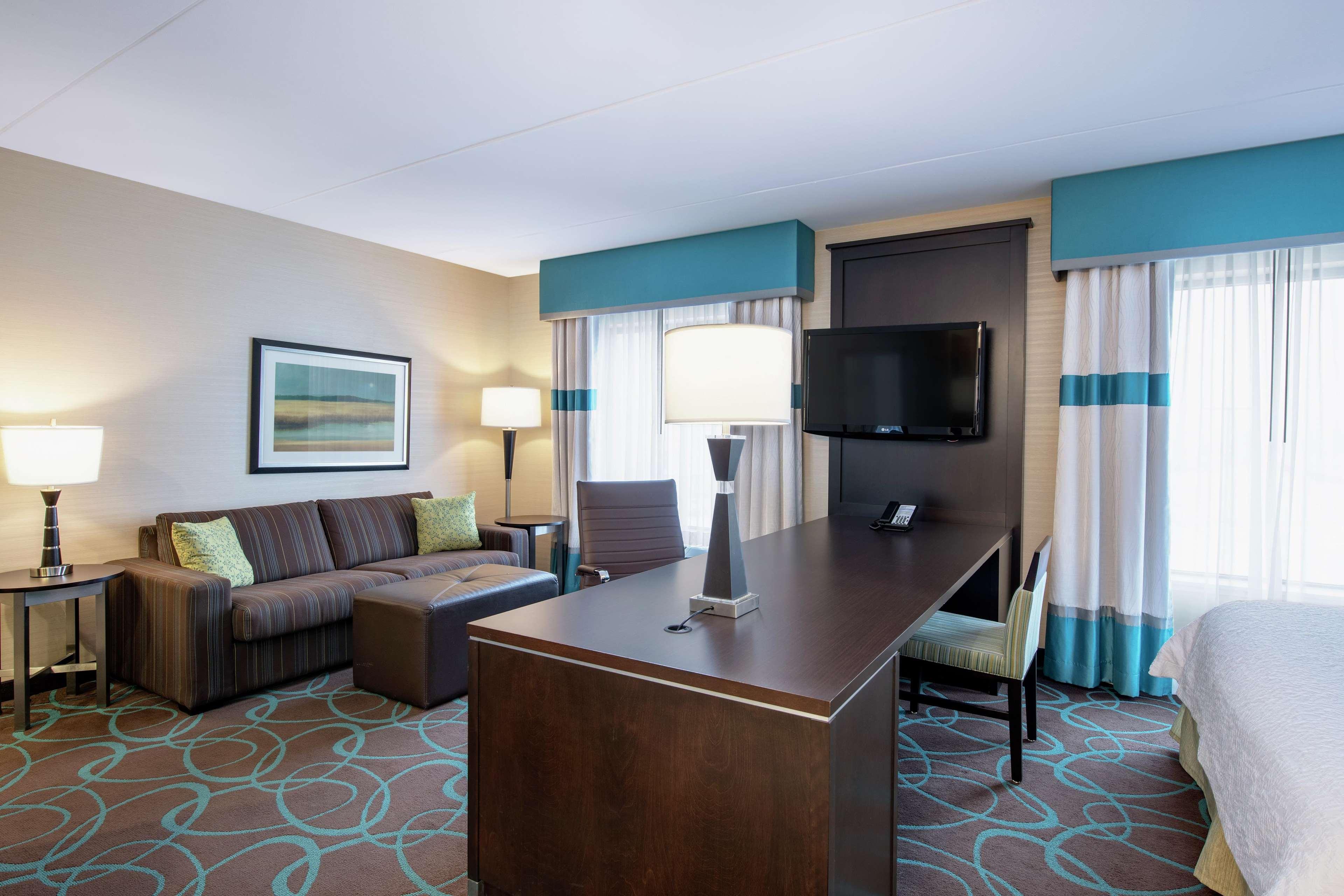 Hampton Inn By Hilton Виннипег Экстерьер фото